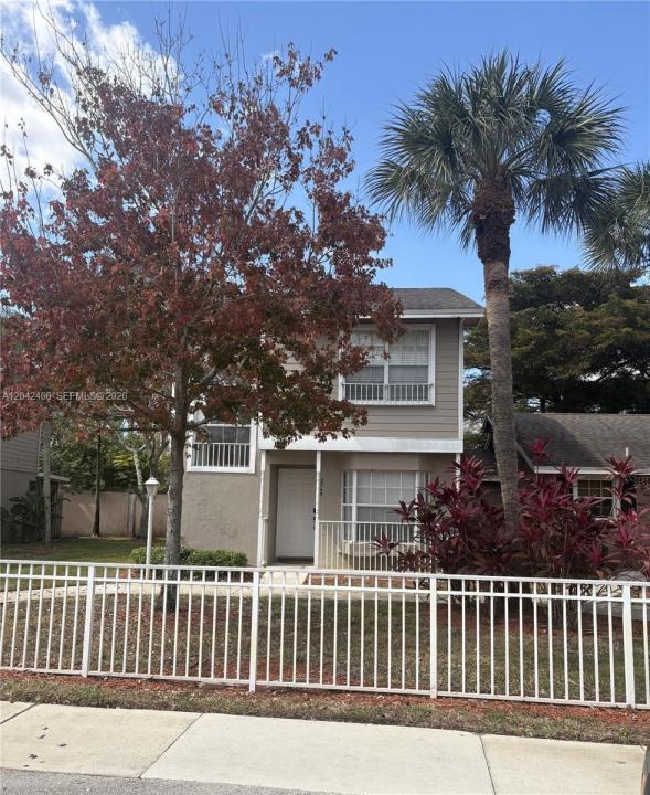 3743 NW 122nd Ter, Sunrise, Florida 33323, USA