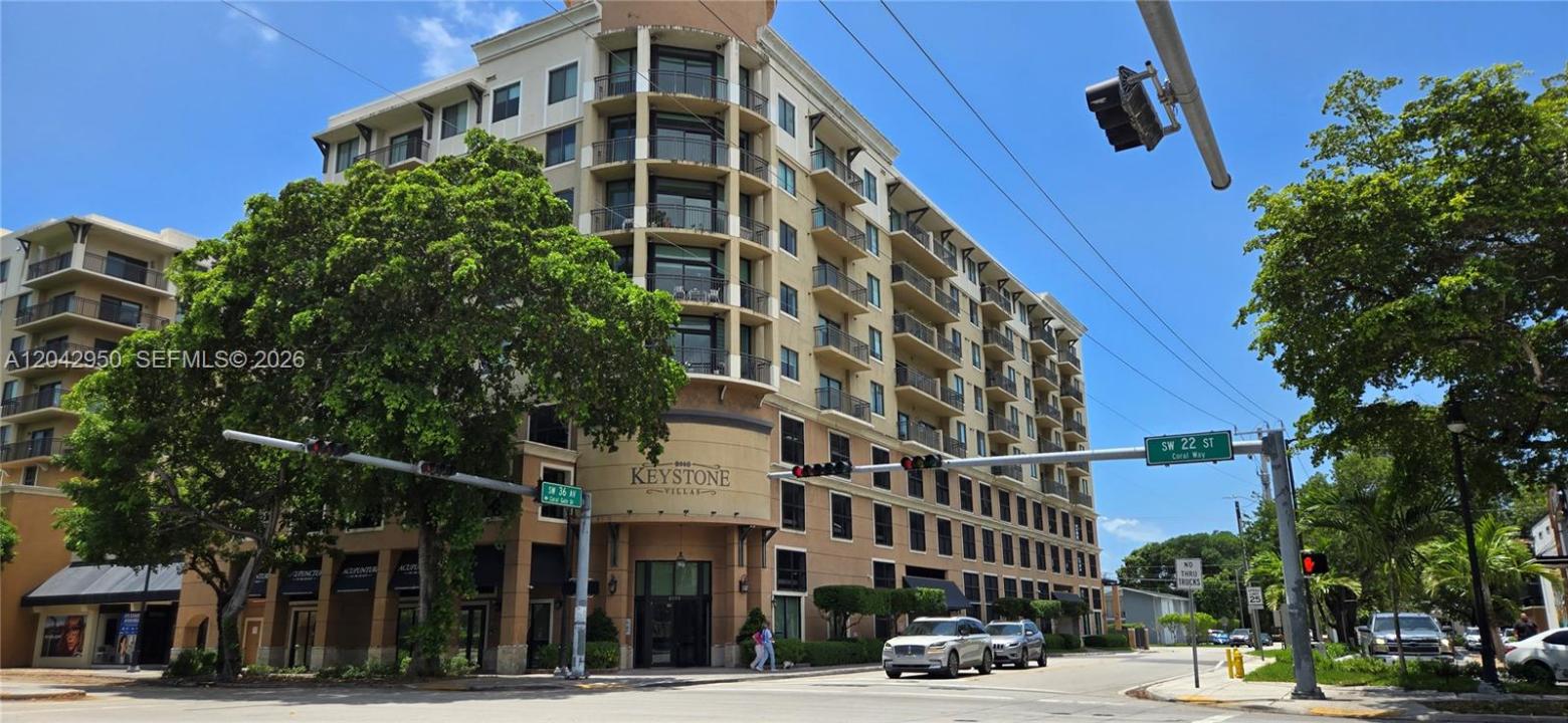 3590 CORAL WAY 902, Miami, Floride 33145, États-Unis