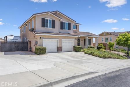Desmond Drive, Highland, Californie 92346, États-Unis