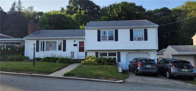 16 Sherman Avenue 1, North Providence, Rhode Island 02911, États-Unis