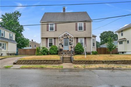 86 Westwood Avenue, Cranston, Rhode Island 02905, USA