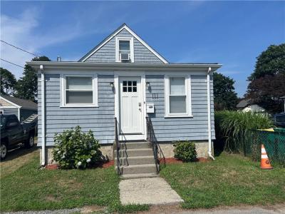111 Cedar Avenue, Portsmouth, Rhode Island 02871, USA