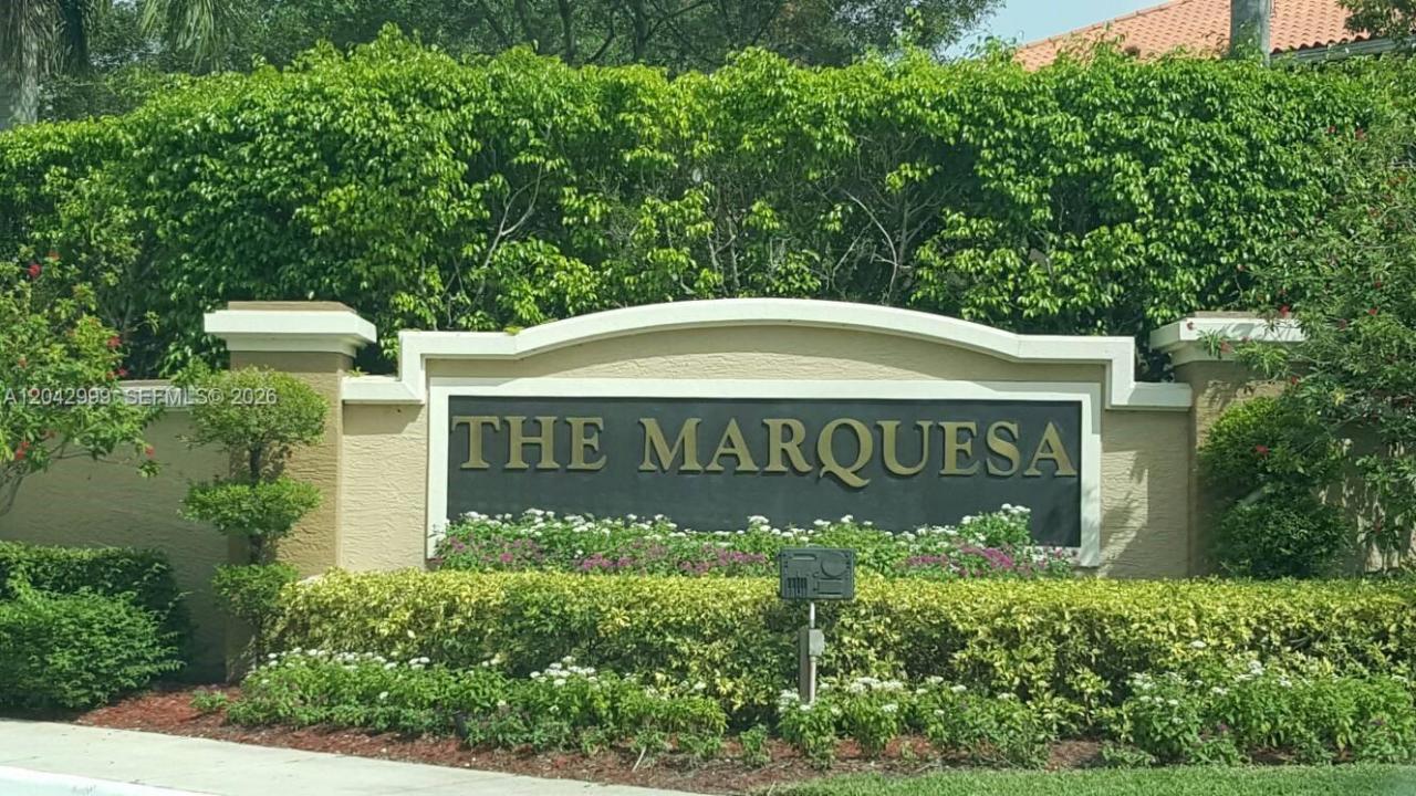 11600 SW 2nd St 18207, Pembroke Pines, Florida 33025, Stati Uniti
