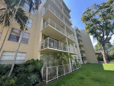13120 SW 92nd Ave B-209, Miami, Florida 33176, USA