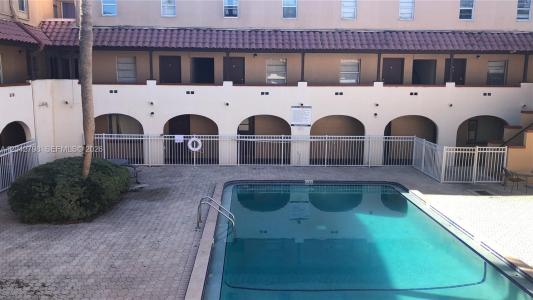 914 SW 8th Avenue 57, Gainesville, Florida 32601, Stati Uniti