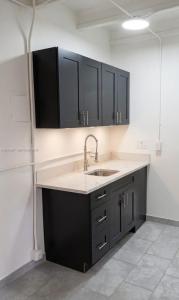 240 SW 6th St 1, Belle Glade, פלורידה 33430, ארצות הברית של אמריקה 
