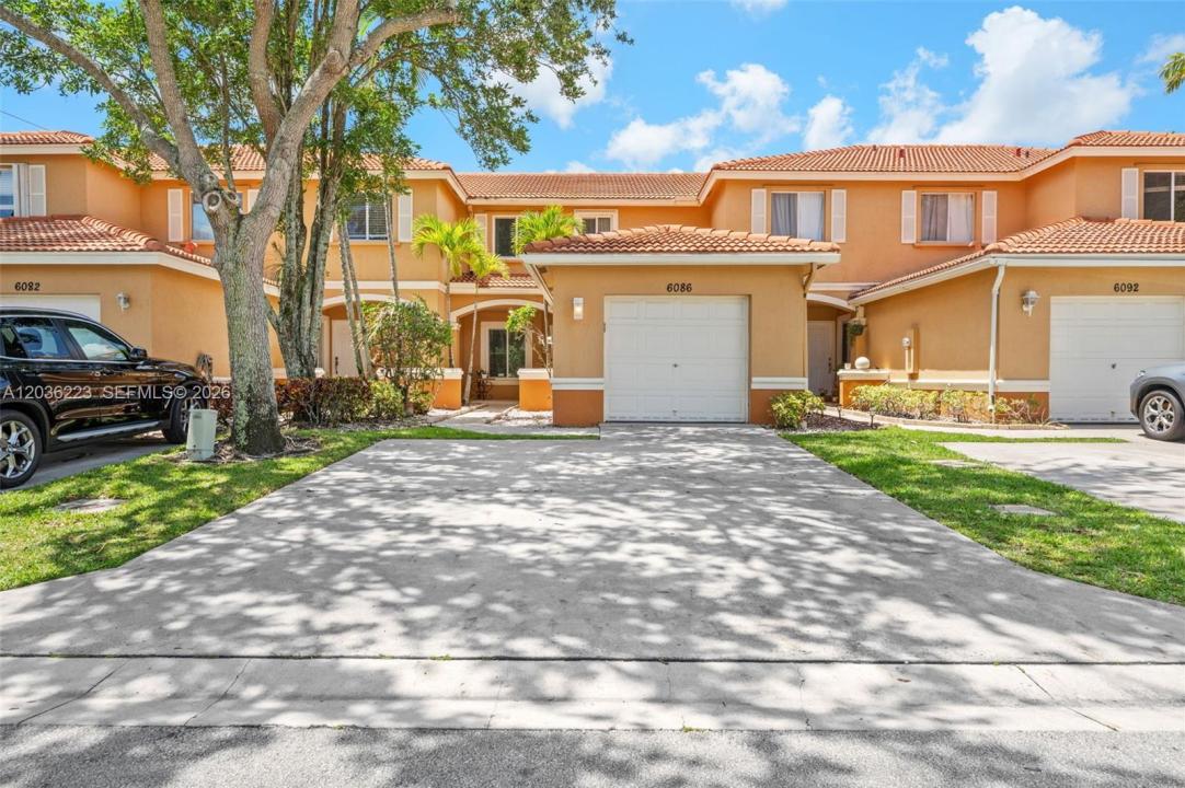 6086 Southard St, West Palm Beach, Florida 33411, USA