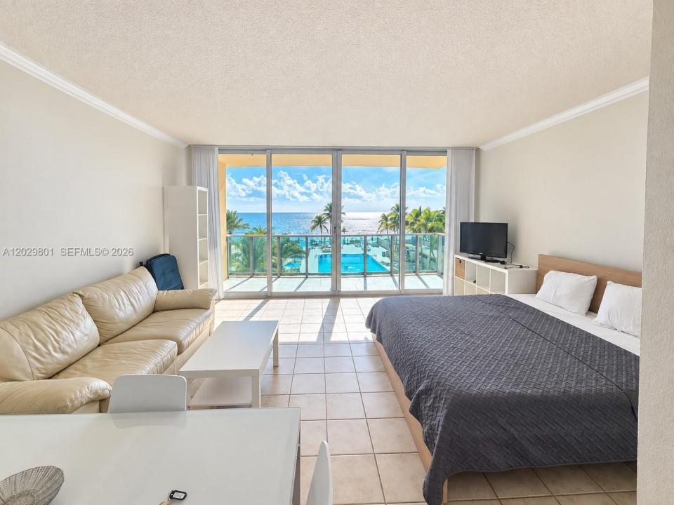 2501 S Ocean Dr 424, Hollywood, Floride 33019, États-Unis