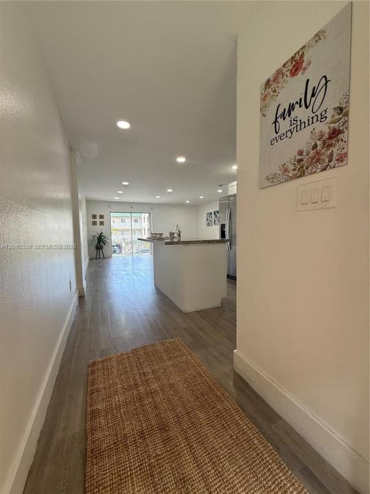 6780 W 2nd Ct 212, Hialeah, Florida 33012, Stati Uniti