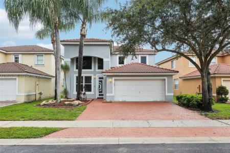 2162 NW 77th Ter, Pembroke Pines, Florida 33024, USA