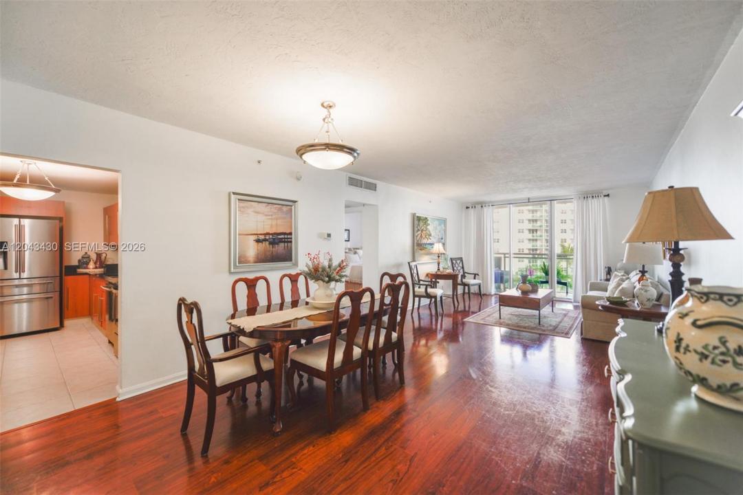 3000 S Ocean Dr 514, Hollywood, Floryda 33019, USA