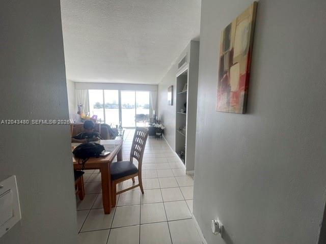 17050 N Bay Rd 407, Sunny Isles Beach, Floride 33160, États-Unis