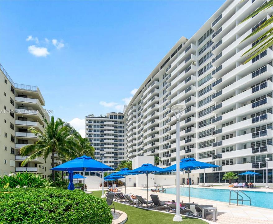 100 Lincoln Rd 306, Miami Beach, Floride 33139, États-Unis