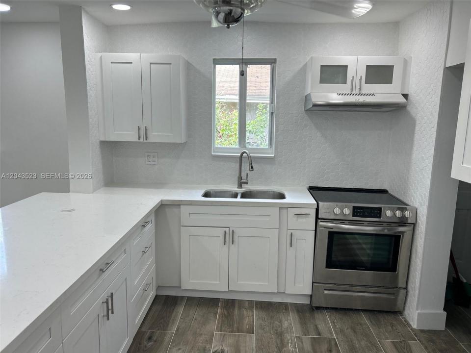 261 NW 49th St A, Miami, 플로리다 33127, 미국