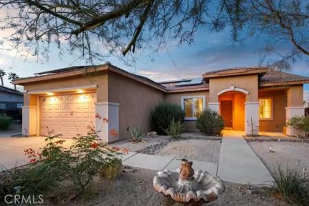 Alpine Cir, Desert Hot Springs, Californie 92240, États-Unis