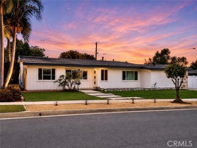 Tacuba, La Mirada, California 90638, Stati Uniti
