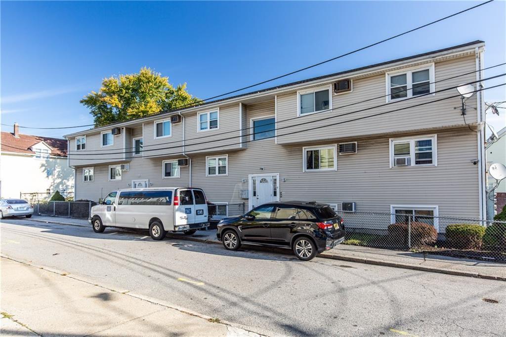 9 Melton Street, Pawtucket, Rhode Island 02860, USA