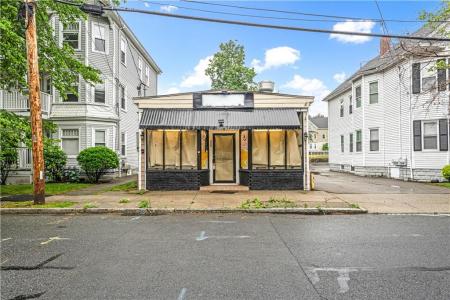 228 Oakland Avenue, Providence, Rhode Island 02908, USA