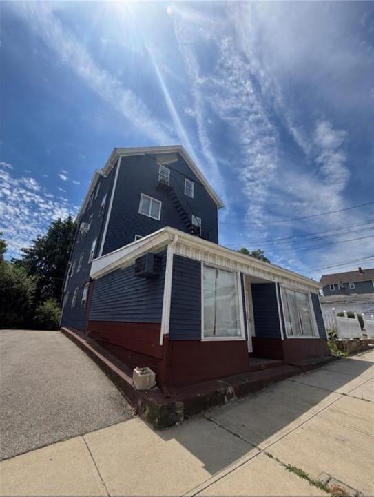 718 Mineral Spring Avenue, Pawtucket, Rhode Island 02860, États-Unis