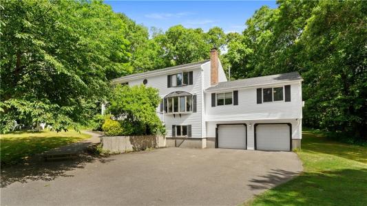 185 Scott Road, Cumberland, Rhode Island 02864, USA