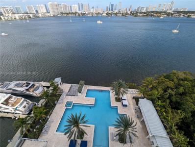 17111 E Biscayne Blvd 1011, North Miami Beach, Florida 33160, USA