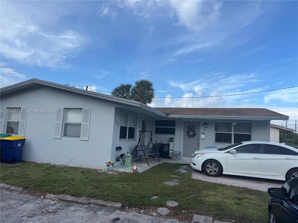 101 NW 13th Ave, Dania Beach, Floride 33004, États-Unis