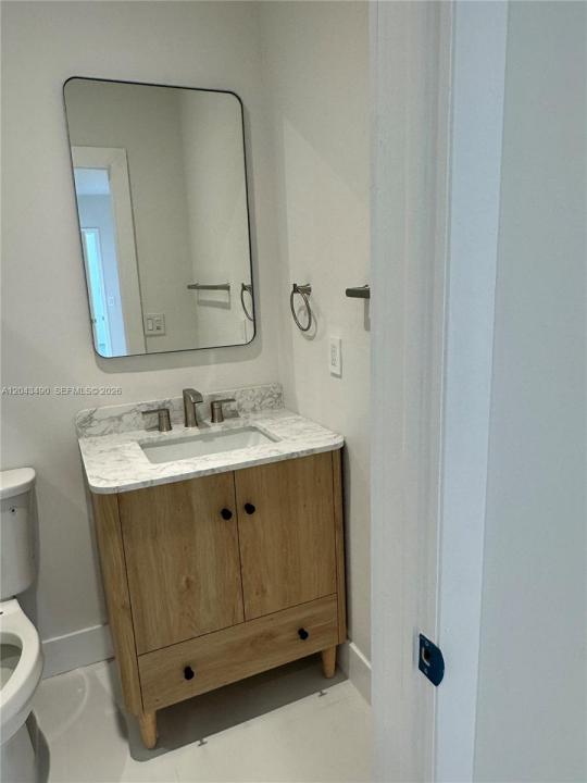 951 E 32nd St, Hialeah, Florida 33013, Stati Uniti