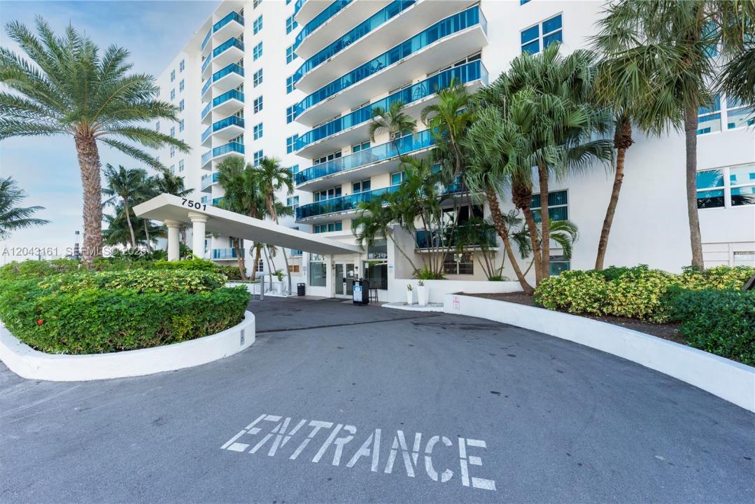 7501 E Treasure Dr 6A, North Bay Village, Floride 33141, États-Unis