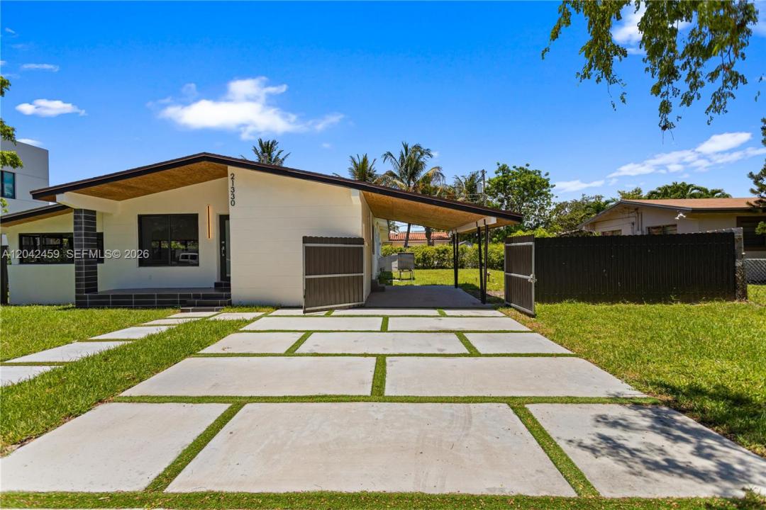 21330 NE 26 AV, Aventura, Floride 33180, États-Unis
