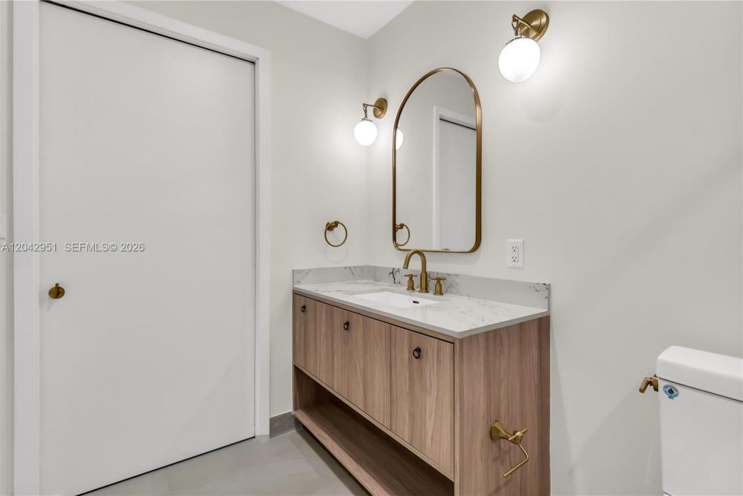 2700 NW 2nd Avenue 337, Miami, Floride 33127, États-Unis