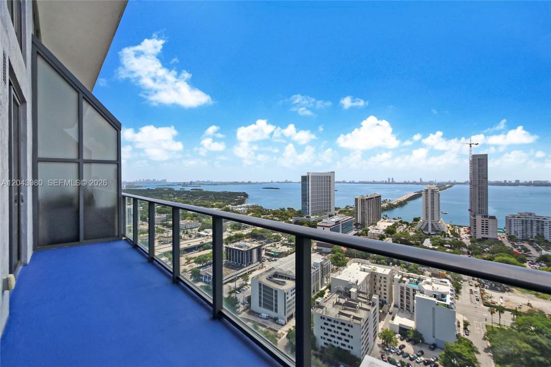 121 NE 34th St PH3206, Miami, Flórida 33137, Estados Unidos