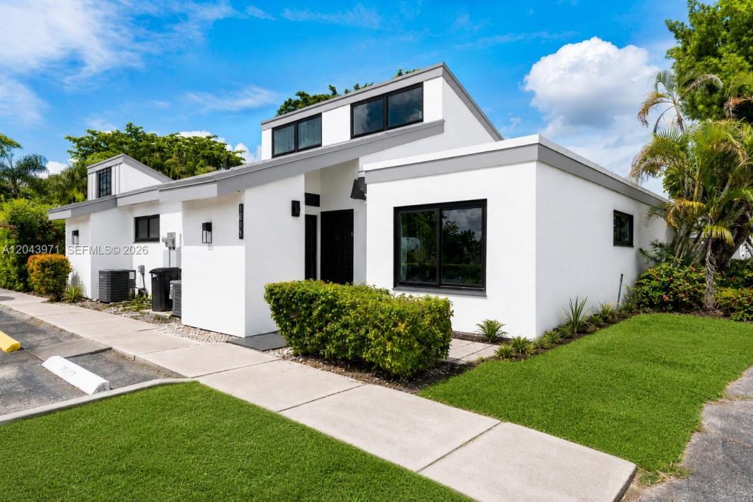 1709 NW 72nd Ave 66, Plantation, Flórida 33313, Estados Unidos