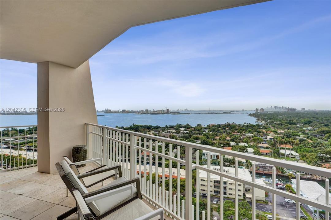 2000 Towerside Ter TS8, Miami, Florida 33138, Stati Uniti