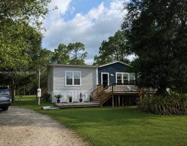 1205 Otter Ave, Florida 33440, USA