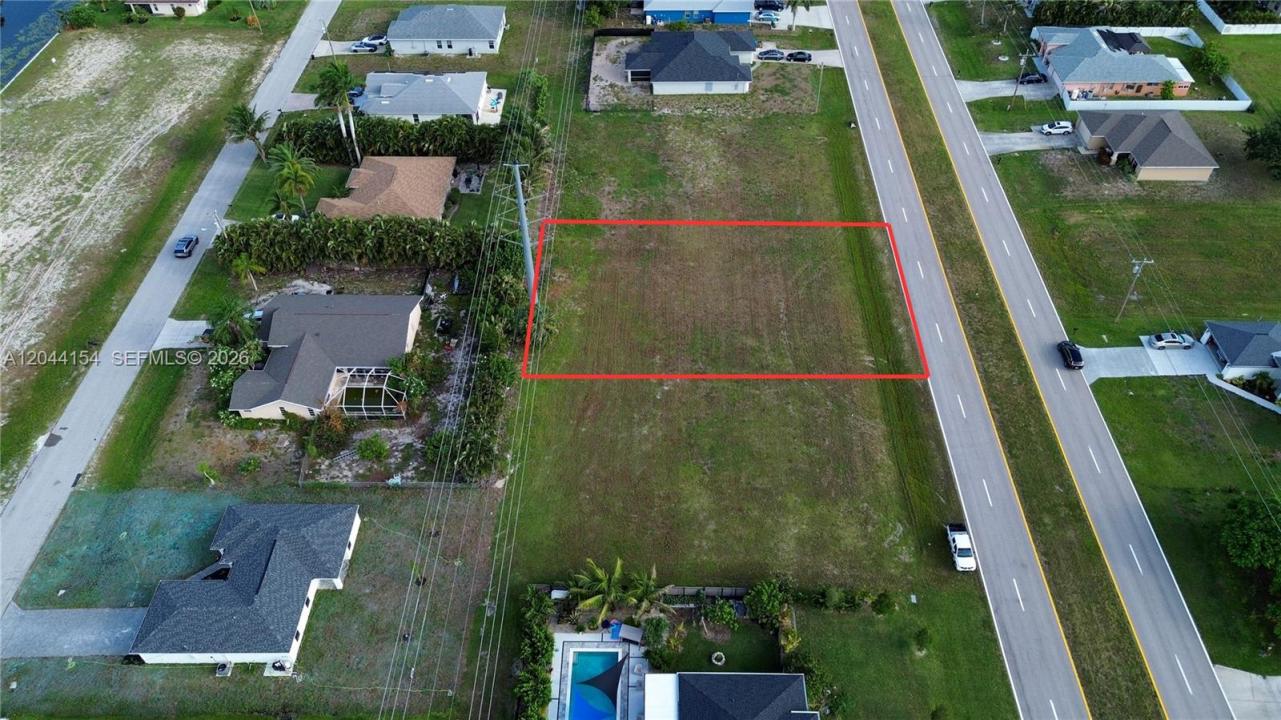 225 N EL Dorado BLVD, Cape Coral, פלורידה 33142, ארצות הברית של אמריקה