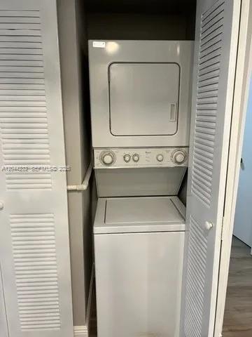 777 SW 9th Ave 414, Miami, Floride 33130, États-Unis