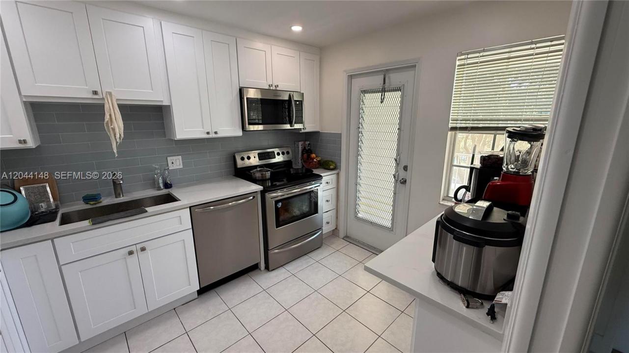 2901 S Palm Aire Dr 408, Pompano Beach, Floride 33069, États-Unis