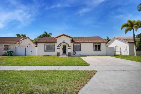 12551 SW 223 ST, Miami, Florida 33170, USA