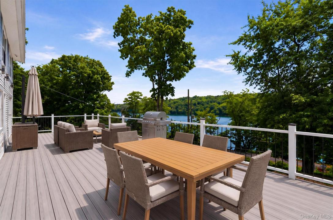 556 Lakes Road, Monroe, New York 10950, États-Unis