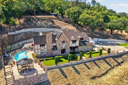 Uvas Road, Morgan Hill, كاليفورنيا 95037, الولايات المتحدة