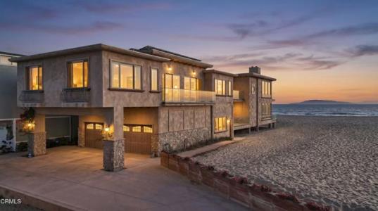Neptune Square, Oxnard, California 93035, Stati Uniti