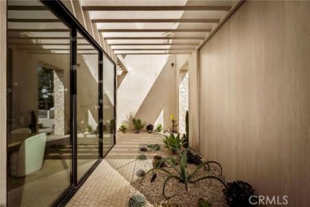 Huston, Sherman Oaks, Kalifornien 91403, USA