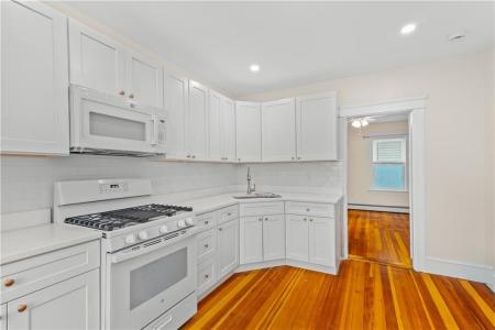 1226 Park Avenue 2, Woonsocket, Rhode Island 02895, USA