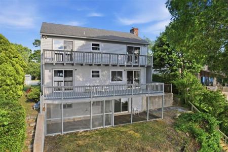 265 Grand View Drive, Warwick, Rhode Island 02886, USA