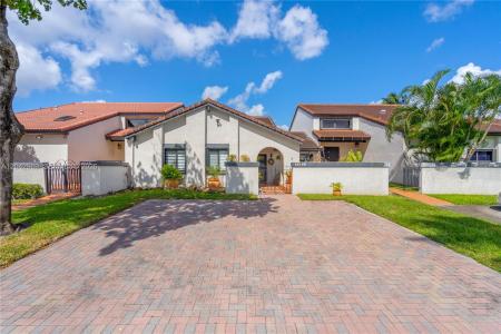 18156 NW 66th Ct, Hialeah, Florida 33015, USA