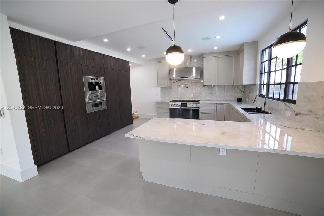 1345 Hollywood Blvd, Hollywood, Florida 33019, Stati Uniti