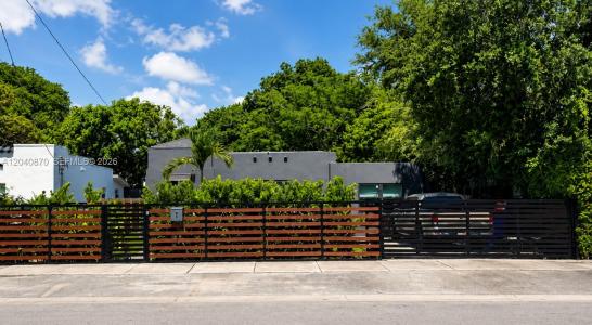 5612 NW 11th Ave, Miami, Florida 33127, USA