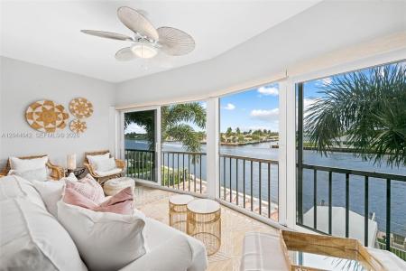 711 N Riverside Dr 302, Pompano Beach, Florida 33062, USA