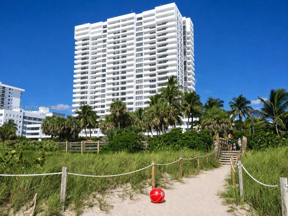 2555 Collins Ave 2006, Miami Beach, Florida 33140, Stati Uniti