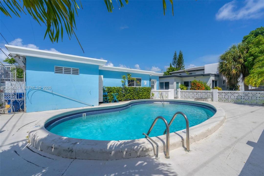 2120 Biarritz Dr 1, Miami Beach, Florida 33141, Stati Uniti
